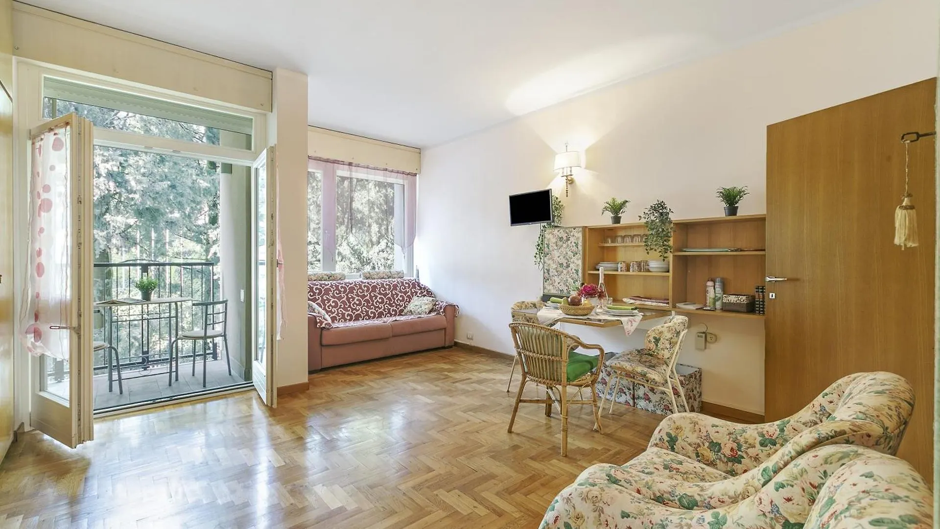 Apartment Sonia Sweet Love With Shared Pool - Happy Rentals Gardone Riviera