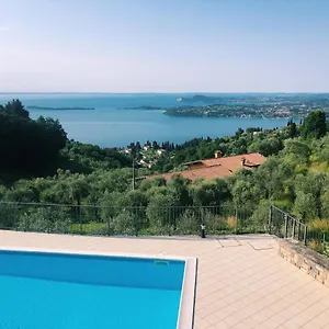 Casa Cecilia, 2 Bedrooms, 1 Bathroom, View, Pool Gardone Riviera